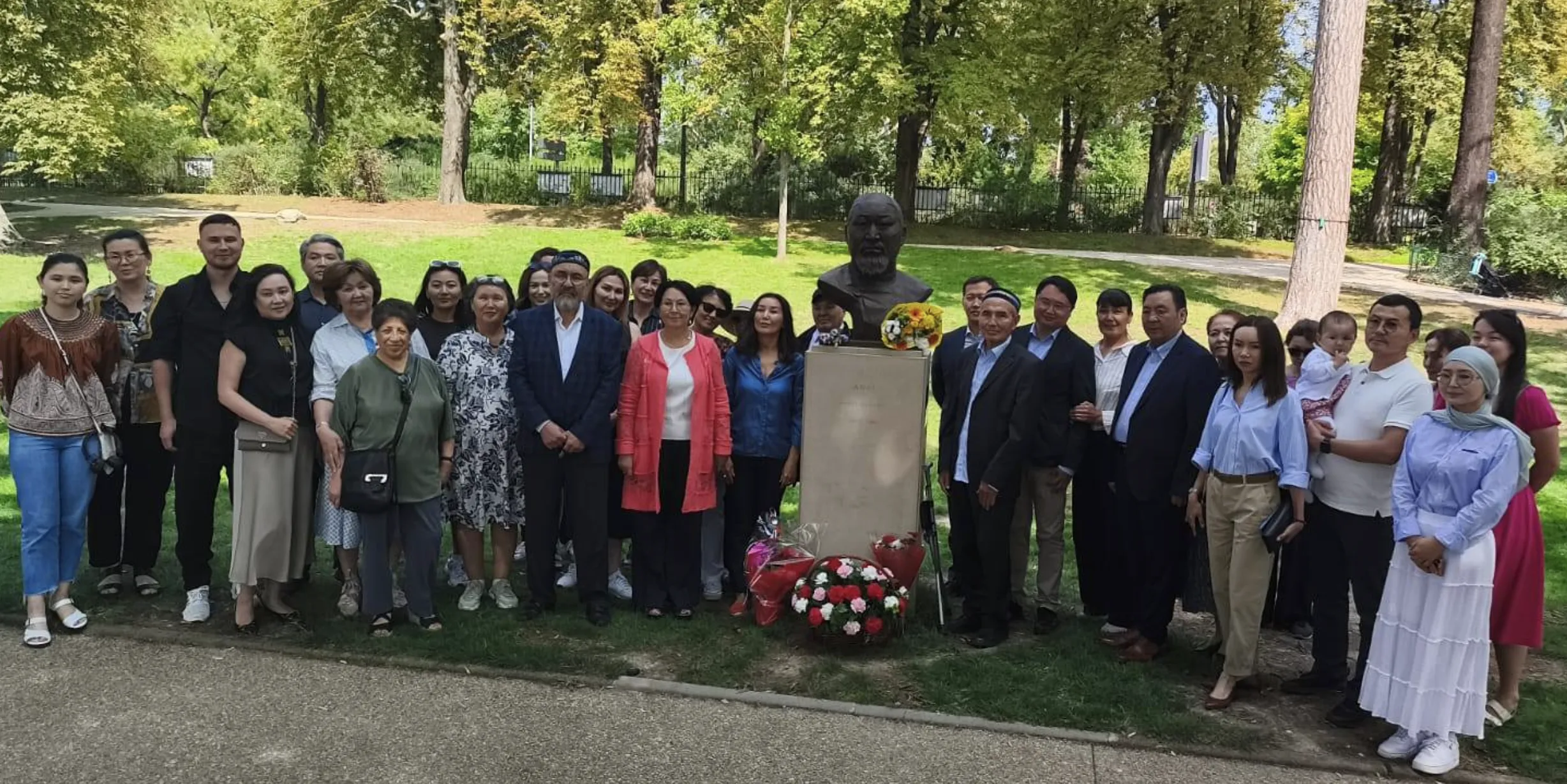 Abai atamizin dogumunun 180 inci yil kutlamasi